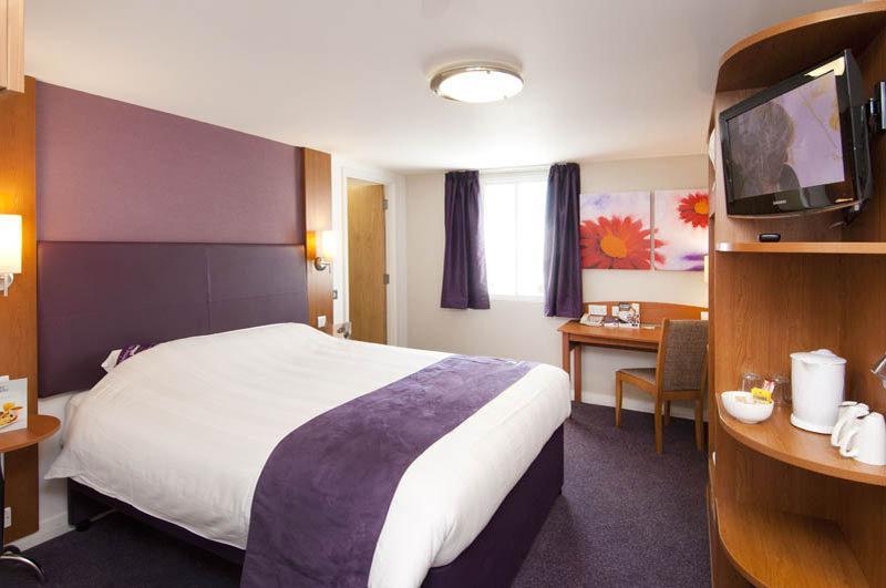 Premier Inn Frome Exterior photo