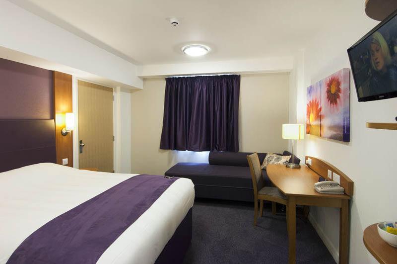 Premier Inn Frome Exterior photo